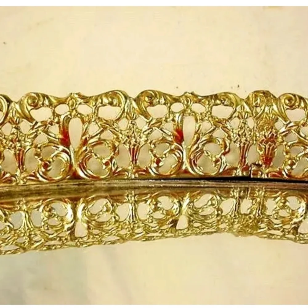 Antique mirrored makeup